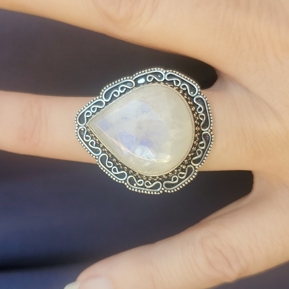 New Rainbow Moonstone 925 Silver Ring. - Picture 8 of 13